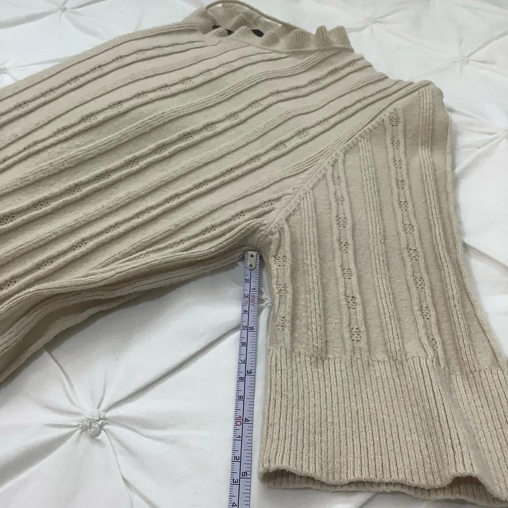 Vero Moda - Vita 2/4 Sleeves Pointelle Sweater - Size M - Picture 7 of 9